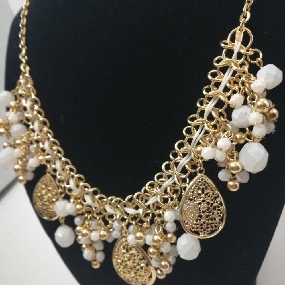 Necklace - Picture 2 of 6